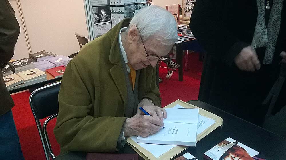 „Pălărie cu buzunar” - Petru Motiu la Galeria Artelor - ediția a XI-a a Salonului de Carte „Polemos” (20) „Pălărie cu buzunar” - Petru Motiu la Galeria Artelor - ediția a XI-a a Salonului de Carte „Polemos” (20)