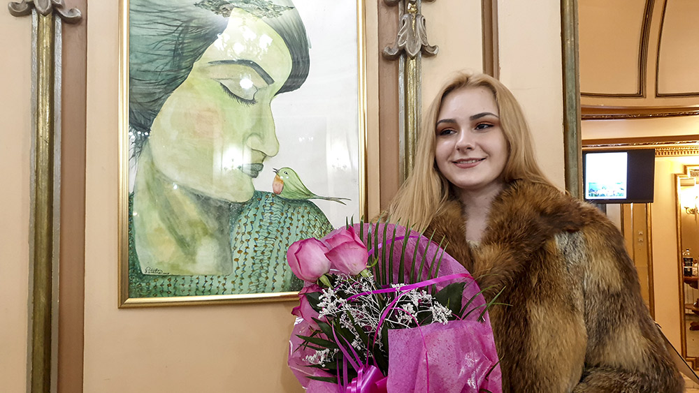 Expoziţie personală Ana Maria Natalia Toader (22 ianuarie - 04 februarie 2019), „Trepte spre culoare” - Galeria Ronda - Cercul Militar National, Bucureşti (1) Expoziţie personală Ana Maria Natalia Toader (22 ianuarie - 04 februarie 2019), „Trepte spre culoare” - Galeria Ronda - Cercul Militar National, Bucureşti (1)