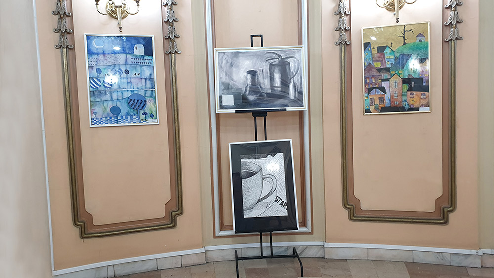 Expoziţie personală Ana Maria Natalia Toader (22 ianuarie - 04 februarie 2019), „Trepte spre culoare” - Galeria Ronda - Cercul Militar National, Bucureşti (3) Expoziţie personală Ana Maria Natalia Toader (22 ianuarie - 04 februarie 2019), „Trepte spre culoare” - Galeria Ronda - Cercul Militar National, Bucureşti (3)