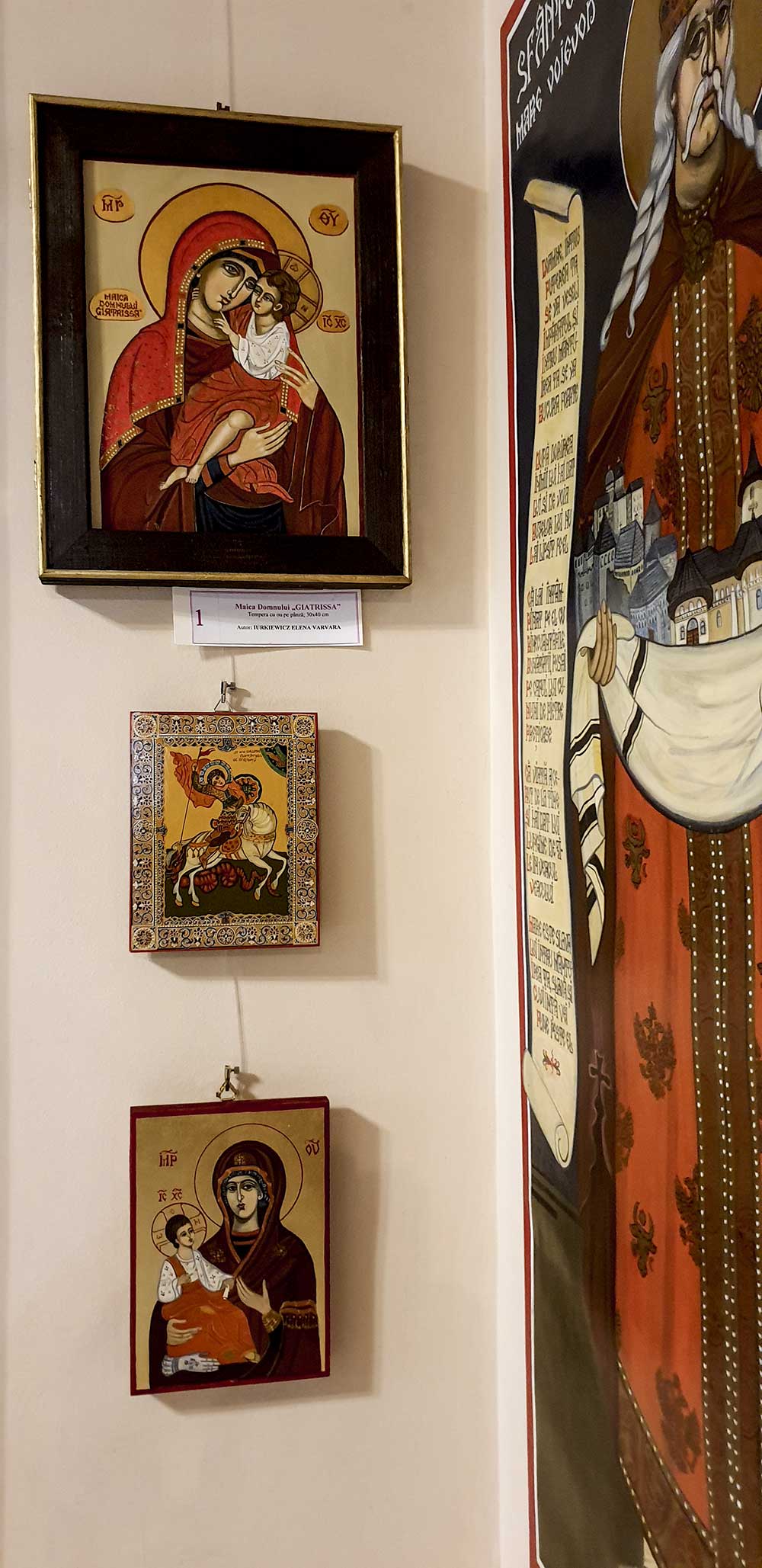 Elena Varvara Iurkiewicz - „Boabe de smirnă” - miniexpoziţie personală - (09 - 27 septembrie 2019) - Biblioteca Metropolitana (Mihail Sadoveanu) Bucuresti (5) Elena Varvara Iurkiewicz - „Boabe de smirnă” - miniexpoziţie personală - (09 - 27 septembrie 2019) - Biblioteca Metropolitana (Mihail Sadoveanu) Bucuresti (5)