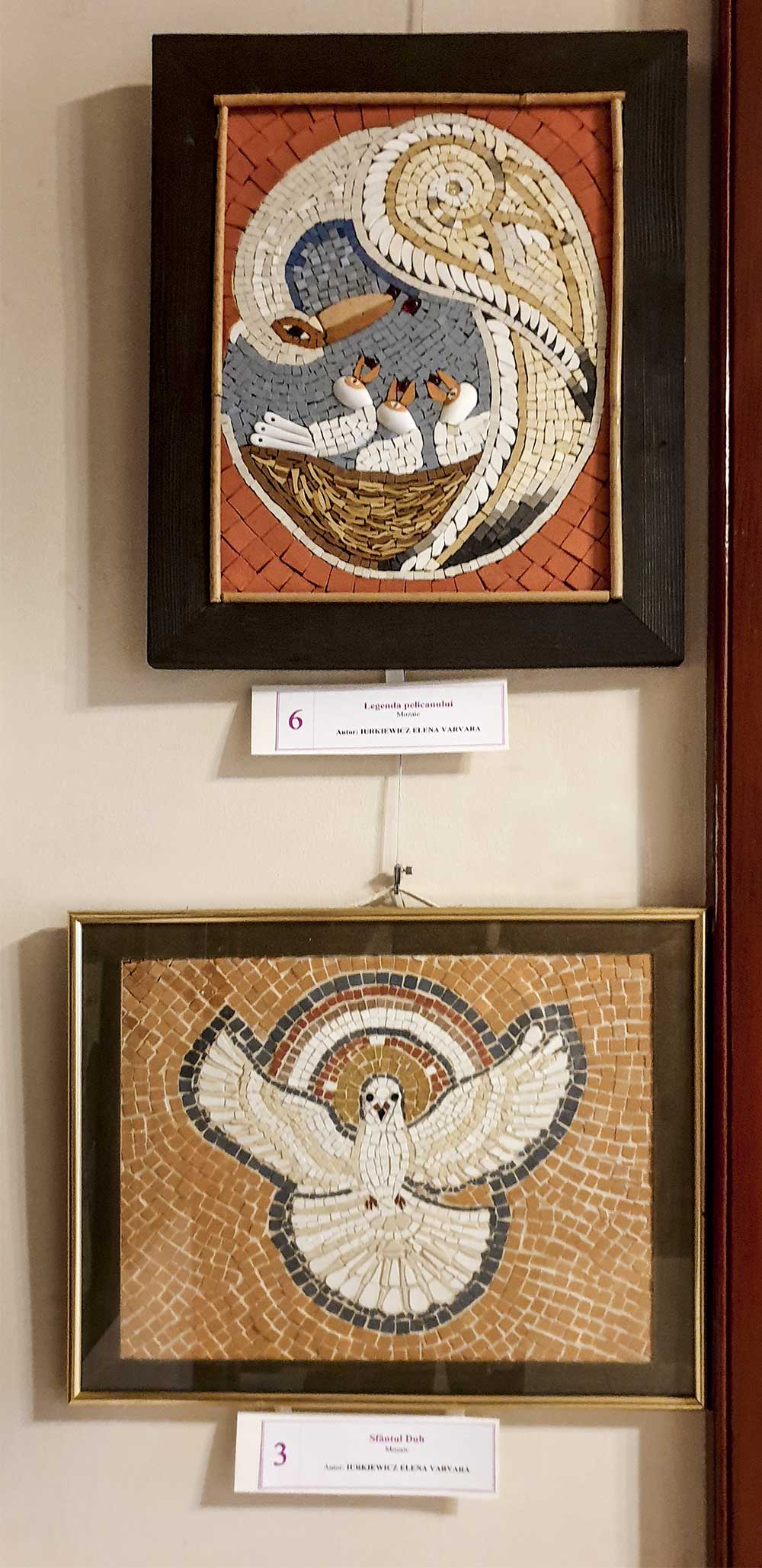 Elena Varvara Iurkiewicz - „Boabe de smirnă” - miniexpoziţie personală - (09 - 27 septembrie 2019) - Biblioteca Metropolitana (Mihail Sadoveanu) Bucuresti (8) Elena Varvara Iurkiewicz - „Boabe de smirnă” - miniexpoziţie personală - (09 - 27 septembrie 2019) - Biblioteca Metropolitana (Mihail Sadoveanu) Bucuresti (8)