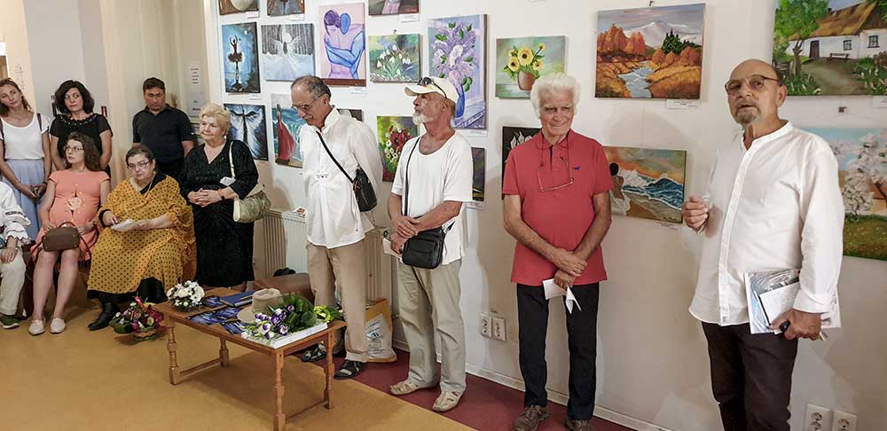 Elena Varvara Iurkiewicz - „Boabe de smirnă” - miniexpoziţie personală - (09 - 27 septembrie 2019) - Biblioteca Metropolitana (Mihail Sadoveanu) Bucuresti (23) Elena Varvara Iurkiewicz - „Boabe de smirnă” - miniexpoziţie personală - (09 - 27 septembrie 2019) - Biblioteca Metropolitana (Mihail Sadoveanu) Bucuresti (23)